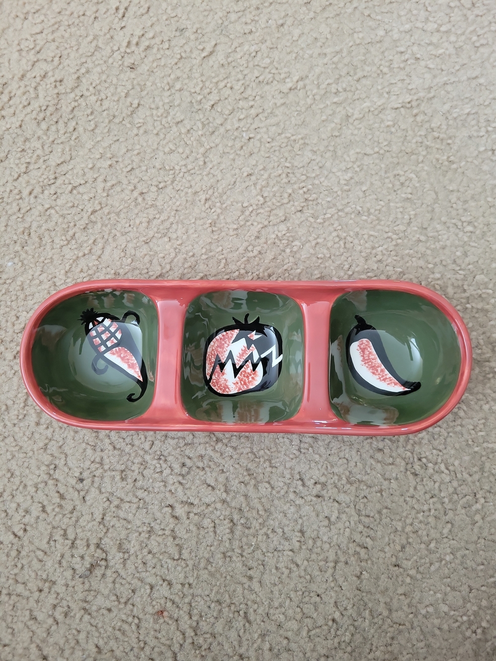 Desert Pepper Trading Company 3-Part Salsa Condiment Tray Red & Green Glass